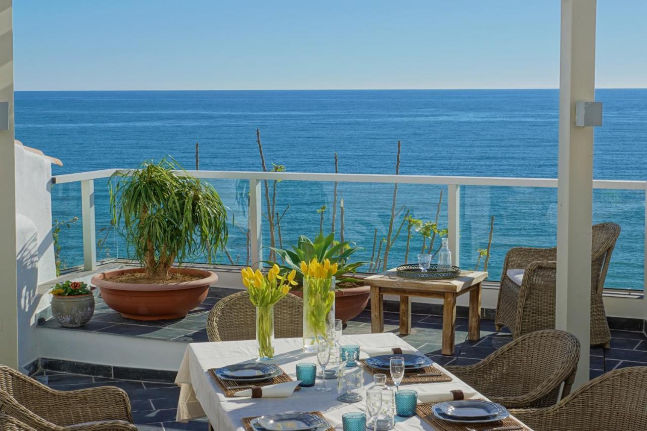 Casa Latino - Oceanfront - Luxury & Charming Villa- Jacuzzi At Rooftop By Dreamvillasalbufeira Exteriör bild